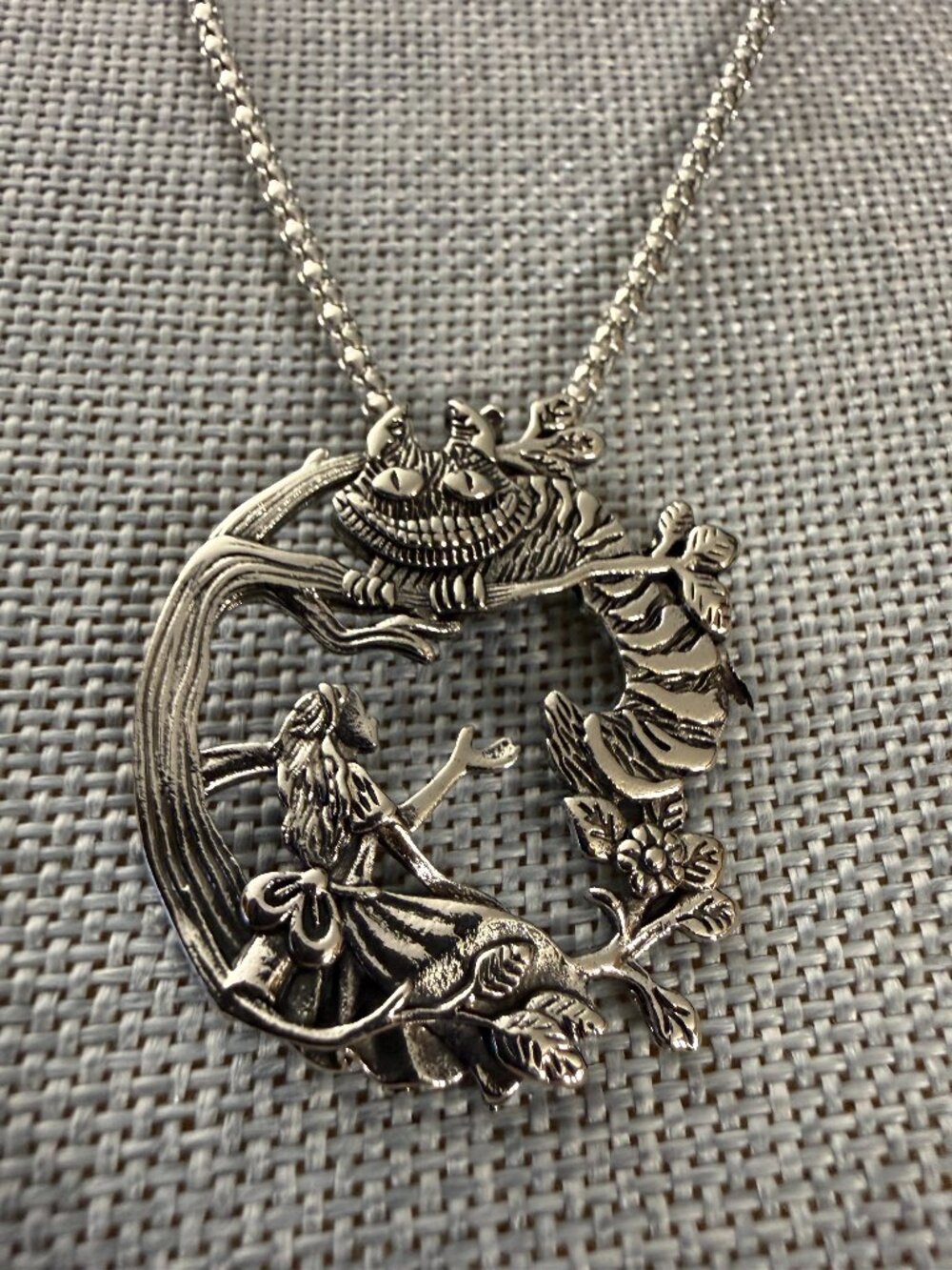 Alice in Wonderland Cheshire Cat Statement Necklace Silver Tone